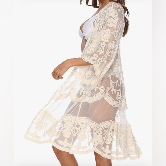 LC Lauren Conrad Other - NWT Lauren Conrad OS Lace Kimono